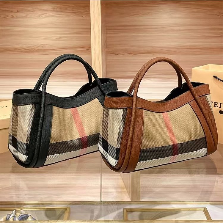 Luxury Lifestyle Handbags - حقيبة حفاضات فاخرة بدون استخدام اليدين