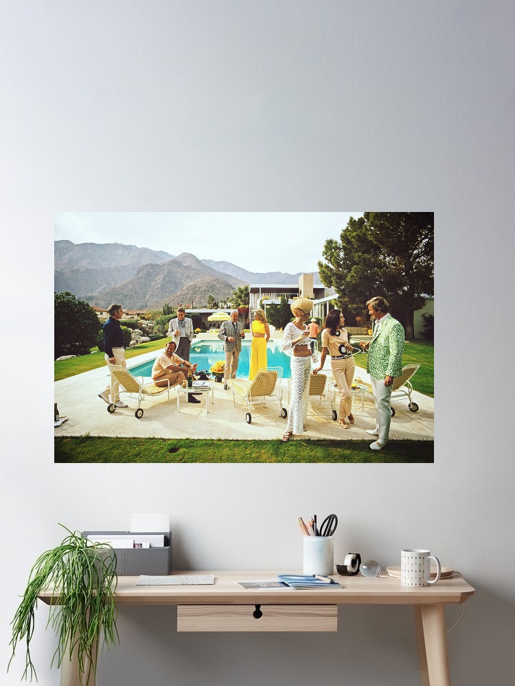 Retro Poolside Host Luxury Lif - مراجعة Luxury Lifestyle Pictures وسعره
