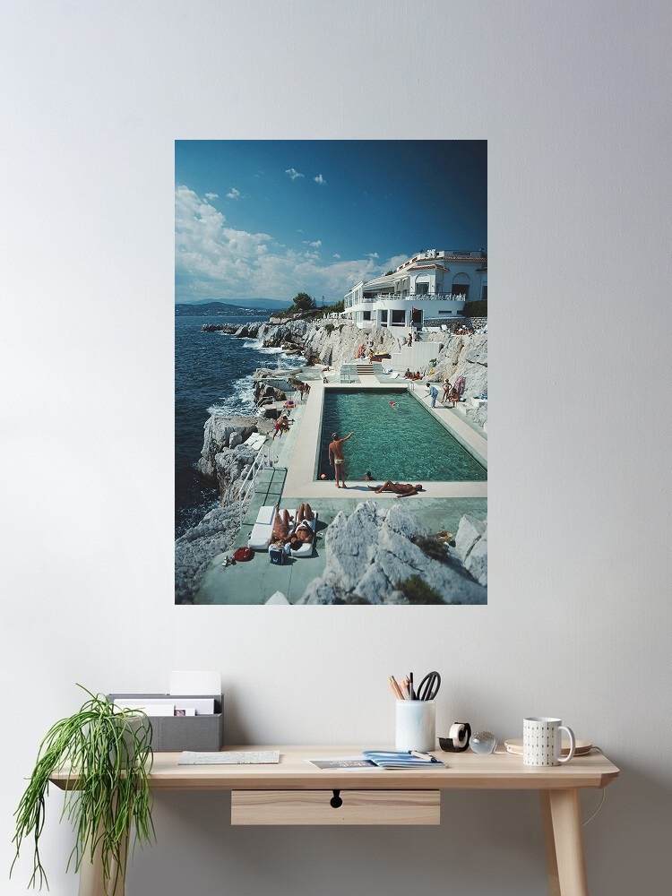Retro Poolside Host Luxury Lif - مراجعة Luxury Lifestyle Pictures وسعره