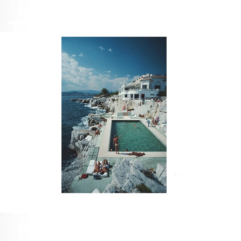 Retro Poolside Host Luxury Lif - مراجعة Luxury Lifestyle Pictures وسعره